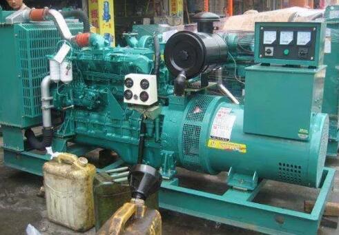 下冶镇冬季启动柴油发电机时,如何避免电瓶过度放电?